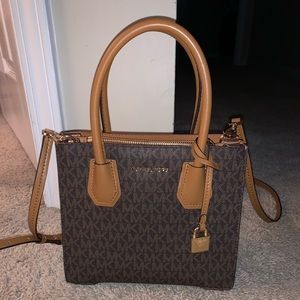 micheal kors purse
